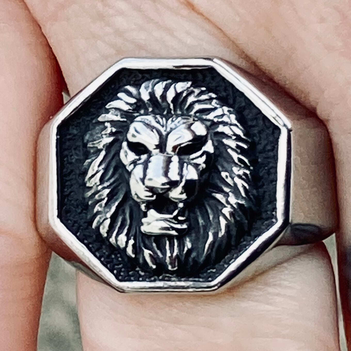 Lion Ring - Silver - Sizes 7-15 - R89