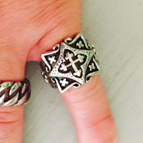 Medieval Crusader's Ring - Sizes 7-12 - R53