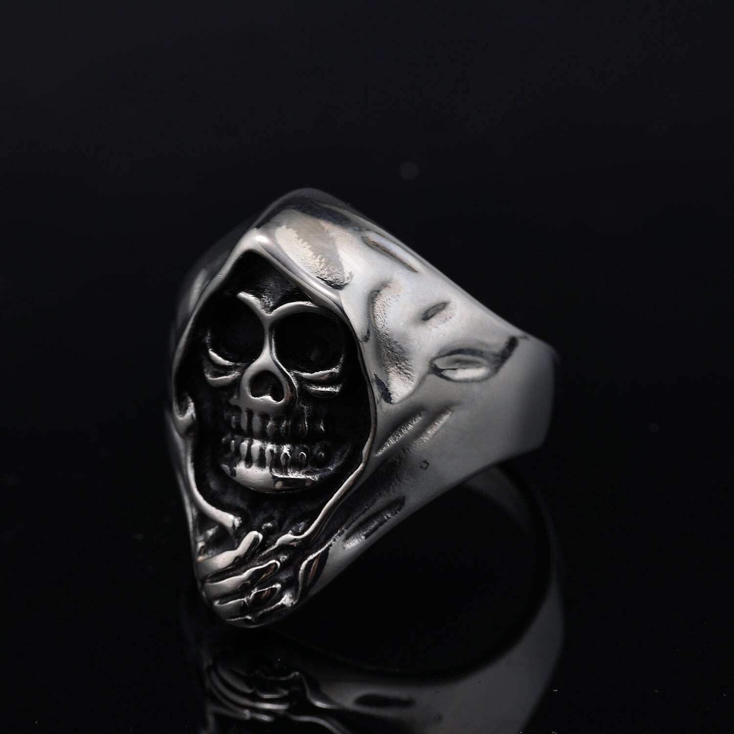 Grim Reaper Skull Ring - Sizes 7-15 - R35