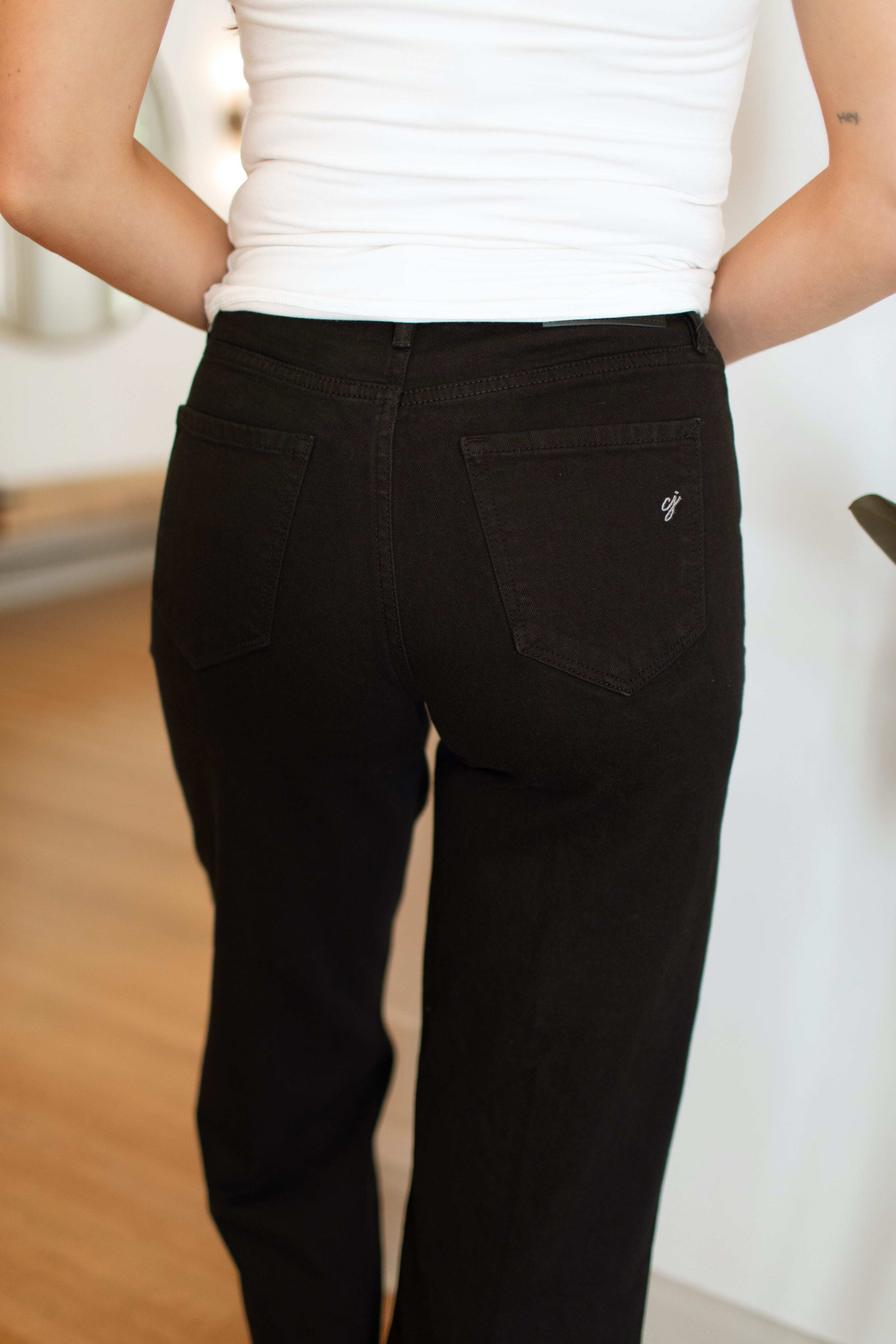 Hendrix Wide Leg Jeans