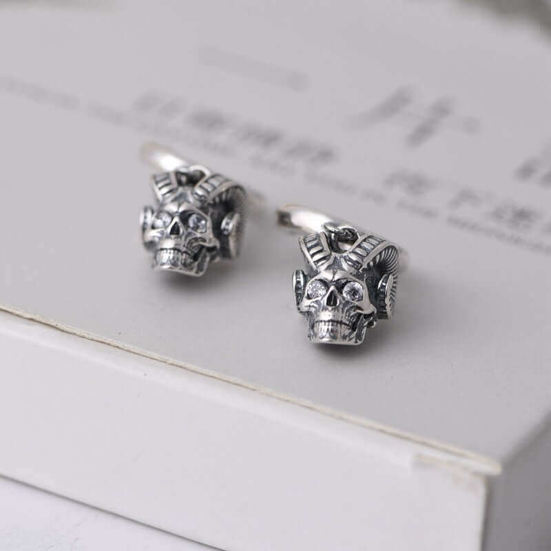 Satan Skull Earrings (Silver)