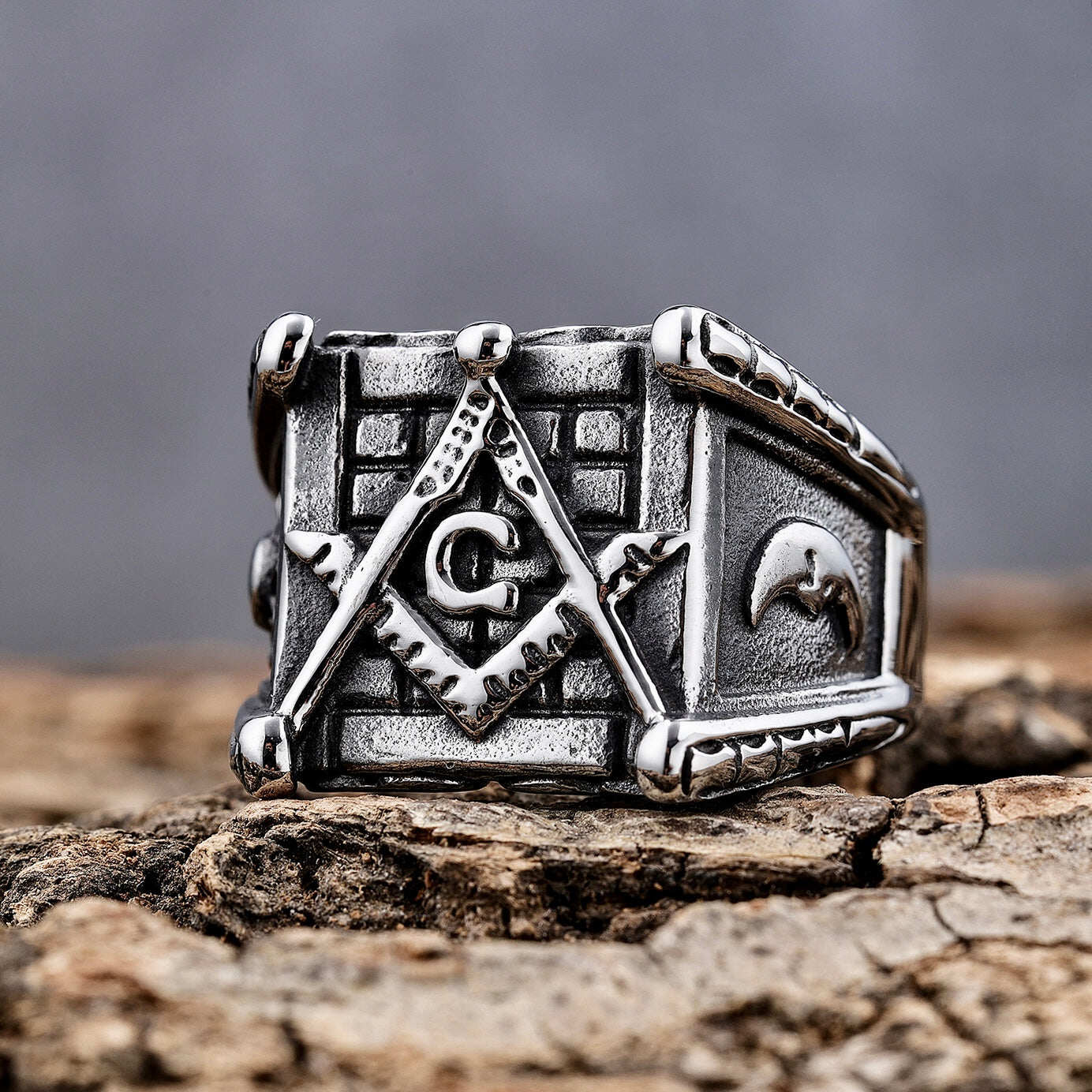 Free Mason Square Ring - Sizes 7-15 - R160