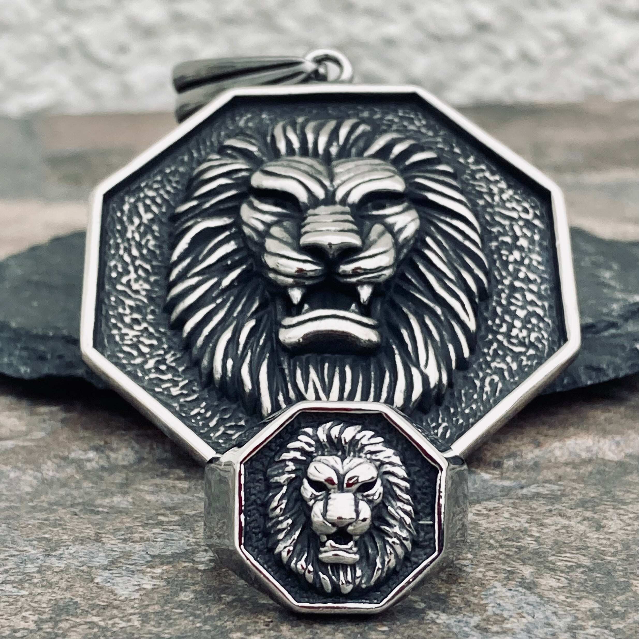 Lion Ring - Silver - Sizes 7-15 - R89